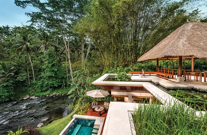 Four Seasons Resort Bali tại Sayan nằm dọc theo Sông Ayung.