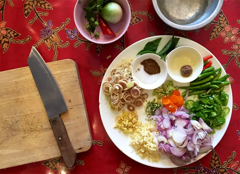 Sau lớp học nấu món Thái, bạn sẽ có thể biến món này thành món cà ri xanh.