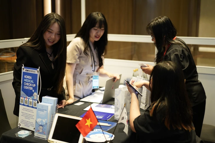 Khách Việt đi Hàn làm đẹp tăng vọt, giữ vững vị trí top 6